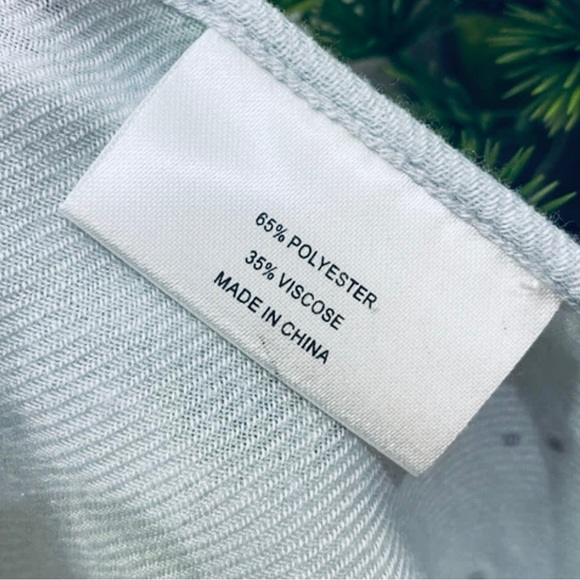 SWAROVSKI Light Gray with Crystal Accent %65 Polyester & %35 Viscose Scarf - Picture 14 of 16